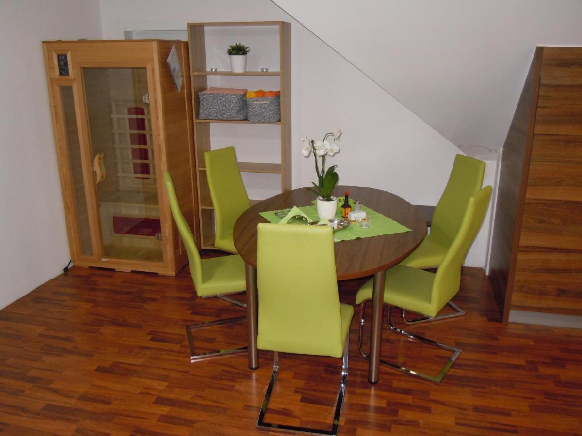 Apartment Wellness Vlckova Exteriör bild